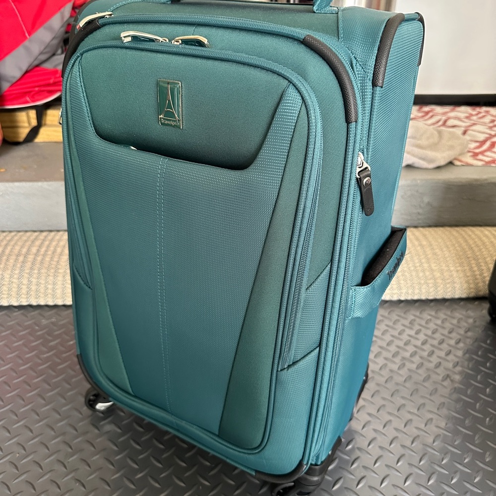Carry on luggage, brand new never used